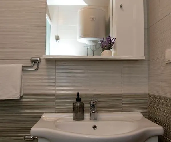 Sara Apartment Makarska